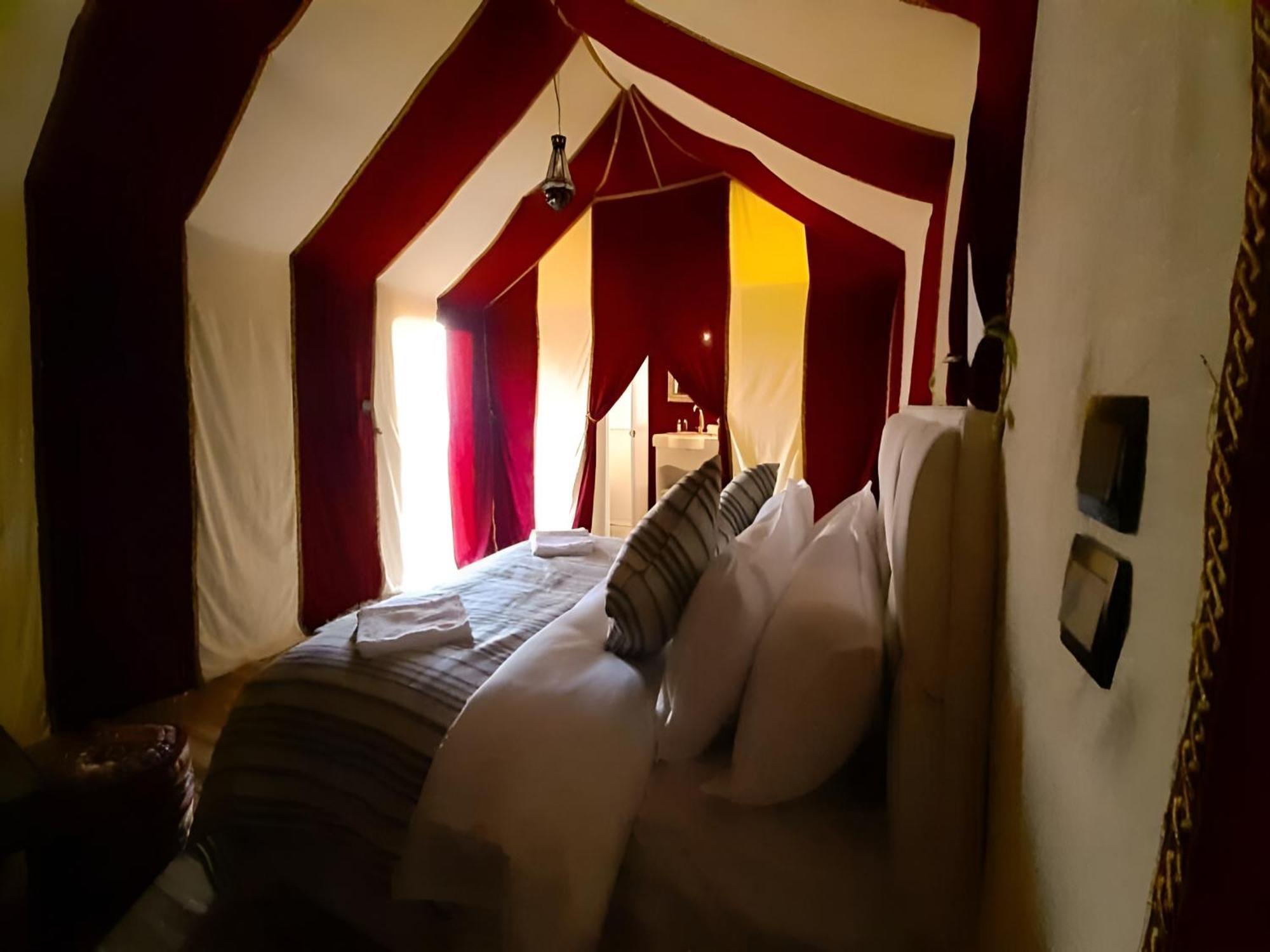 Merzouga Sahara Nights Camp & Desert Activities 外观 照片